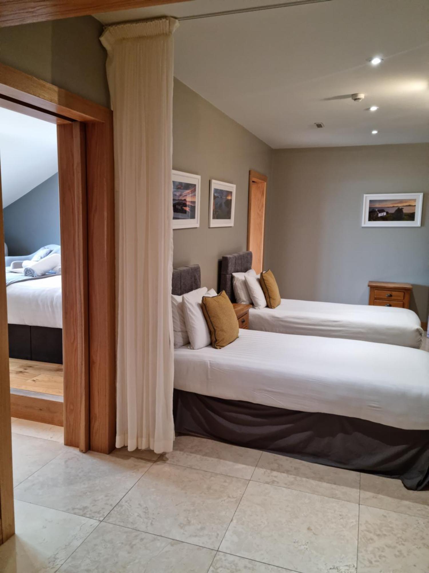 Hotel Fab View (Adults Only) Dingle Pokoj fotografie